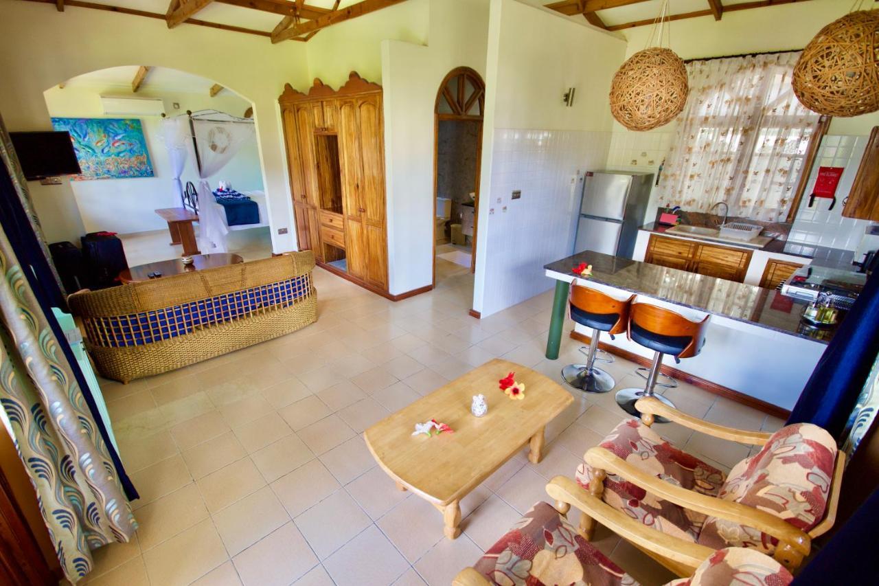 La Petite Maison And Sea Splash Baie Sainte Anne Zewnętrze zdjęcie